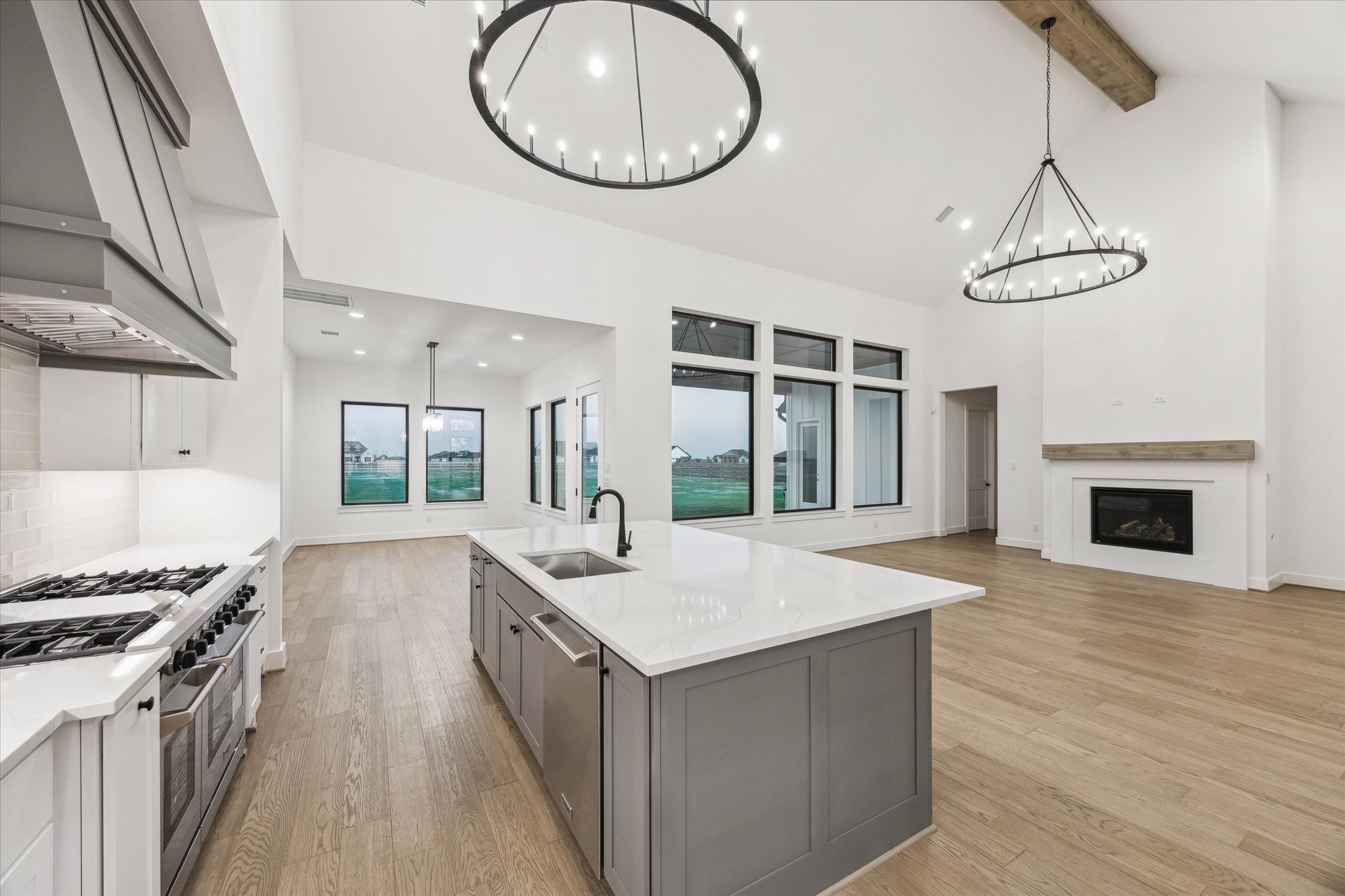 Jamestown Estate Homes in Waller TX